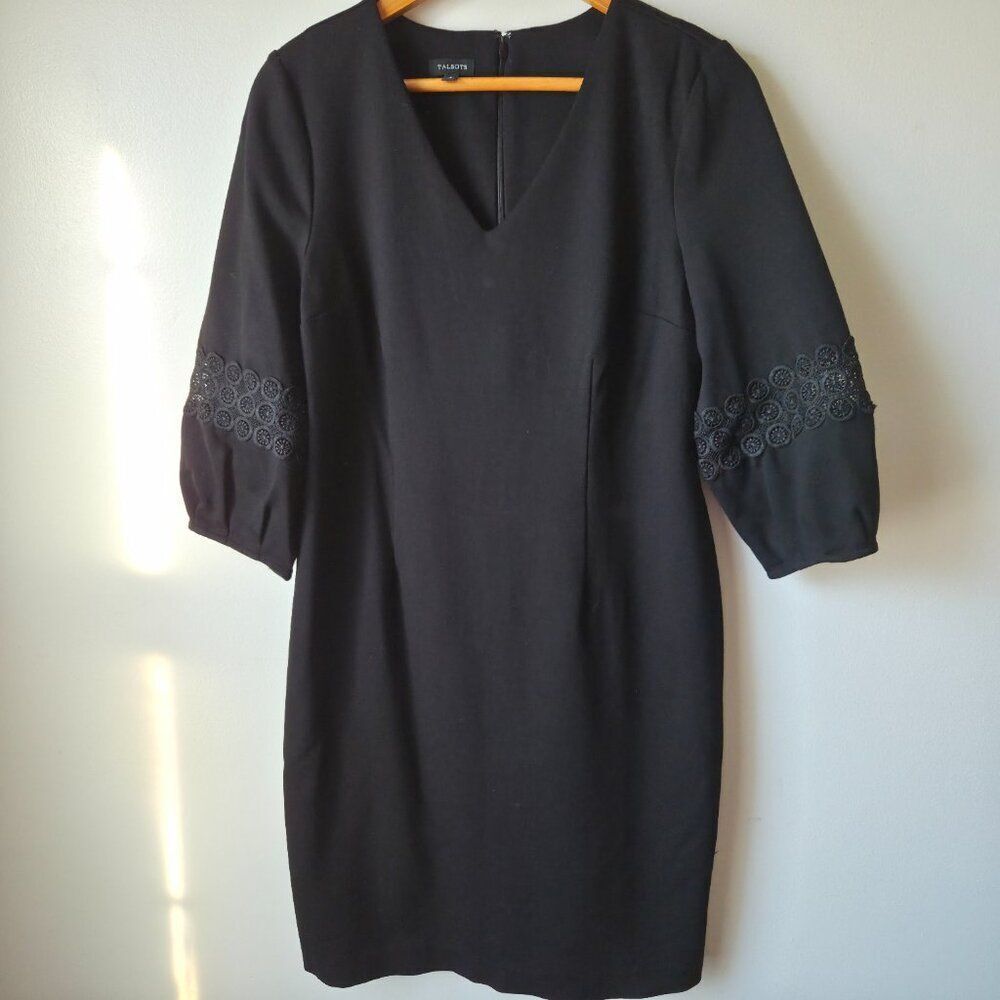 EUC TALBOTS BLACK V NECK LACE INSET SLEEVES SHIFT DRESS SIZE 6 / SMALL